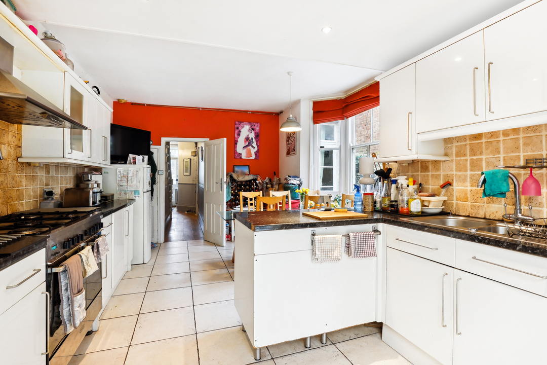 4 bed semi-detached house for sale in Lynton Avenue, Ealing, London, W13  - Property Image 5