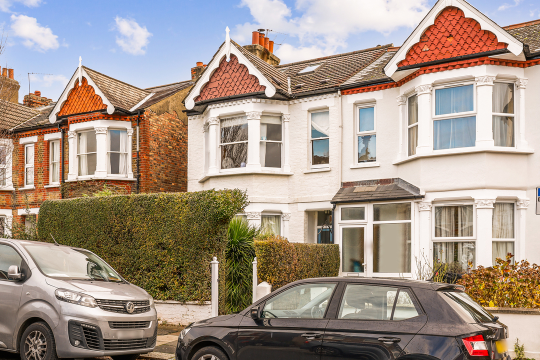 4 bed semi-detached house for sale in Lynton Avenue, Ealing, London, W13  - Property Image 2