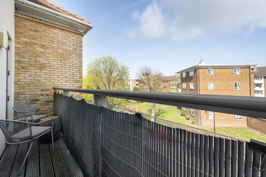2 bed apartment for sale in Hartington Road, Ealing, London, W13  - Property Image 6