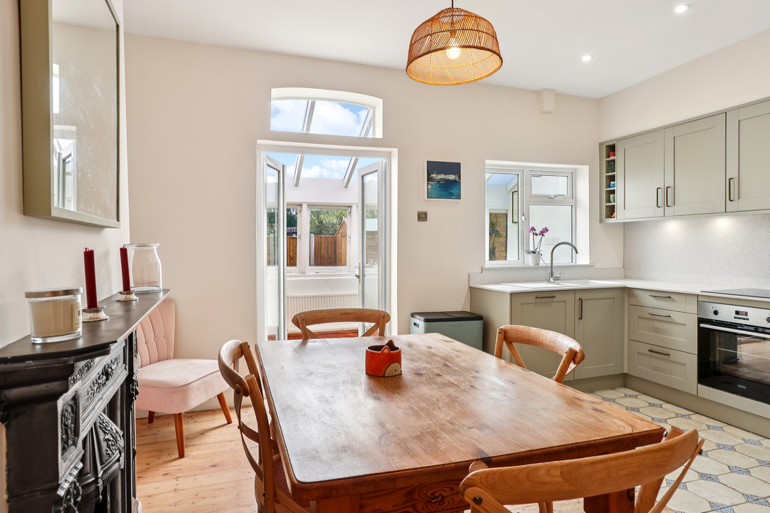 3 bed terraced house for sale in Seaford Road, Ealing, London, W13  - Property Image 12