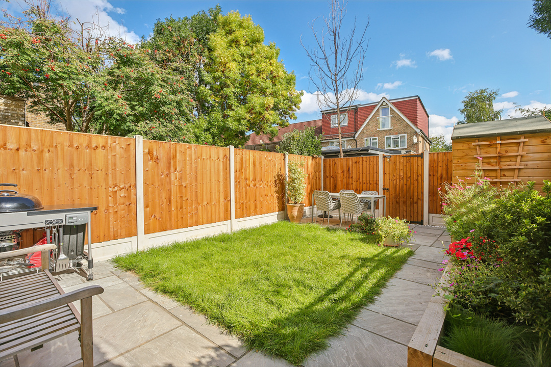 3 bed terraced house for sale in Seaford Road, Ealing, London, W13  - Property Image 4