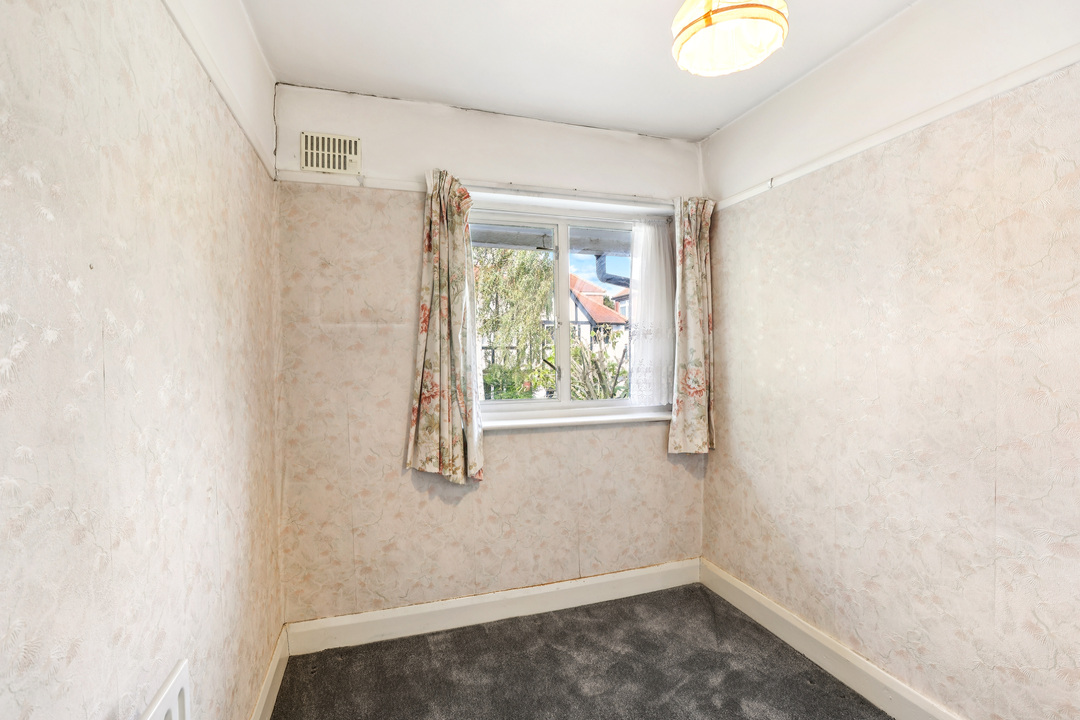 3 bed terraced house for sale in Princes Avenue, Acton, London, W3  - Property Image 6