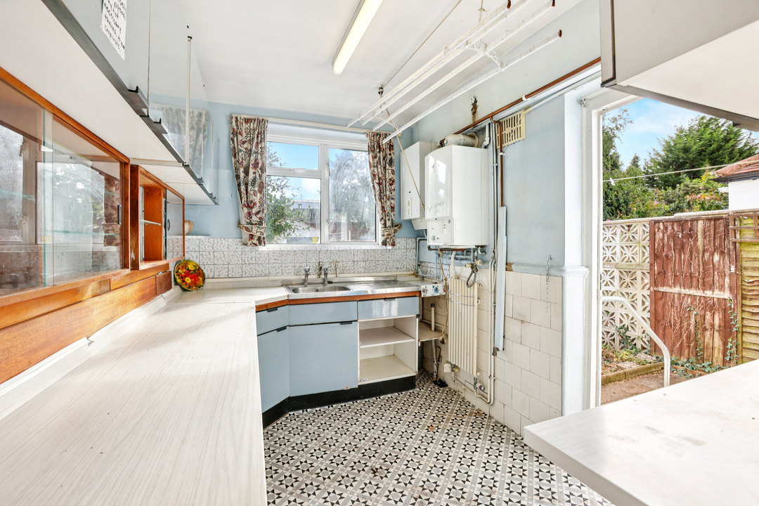 3 bed terraced house for sale in Princes Avenue, Acton, London, W3  - Property Image 7