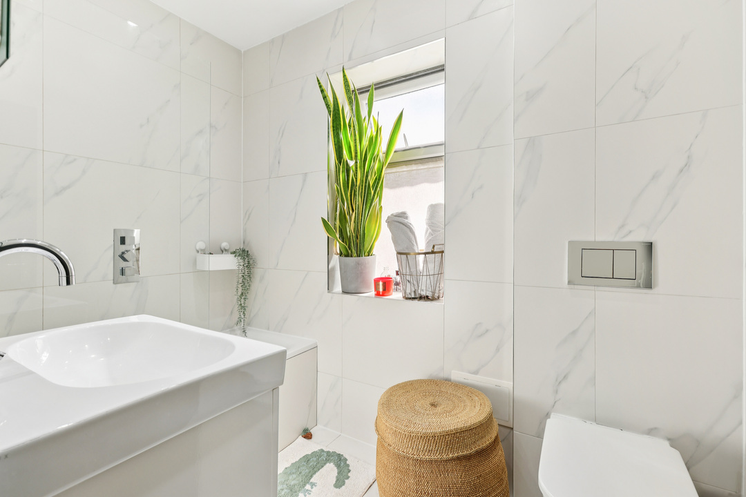 3 bed apartment for sale in St. Kilda Road, Ealing, London, W13  - Property Image 9