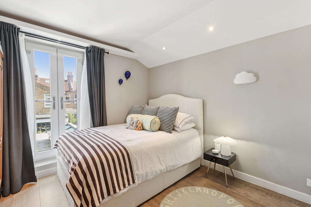 3 bed apartment for sale in St. Kilda Road, Ealing, London, W13  - Property Image 19