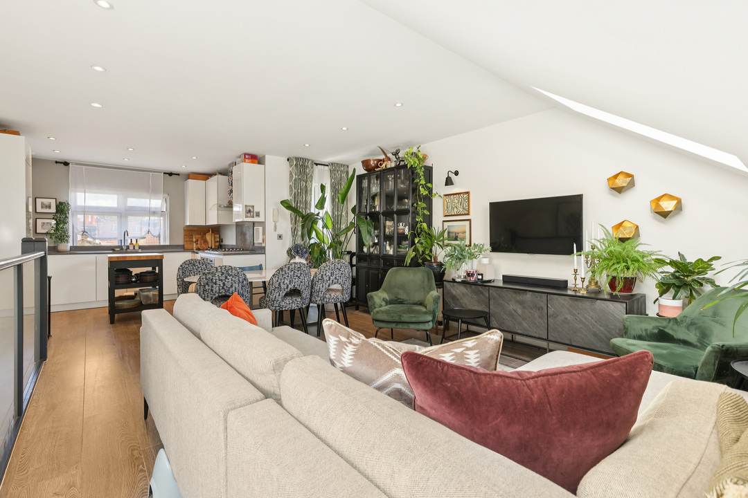 3 bed apartment for sale in St. Kilda Road, Ealing, London, W13  - Property Image 2