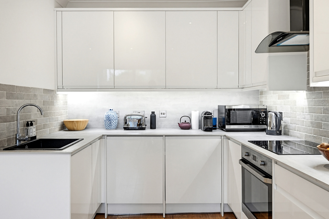 2 bed semi-detached house for sale in Bishops Road, Hanwell, London, W7  - Property Image 8