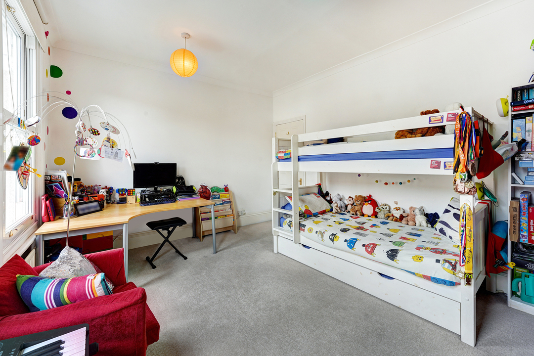 3 bed terraced house to rent in Cranmer Avenue, Ealing, Northfields, London, W13  - Property Image 17