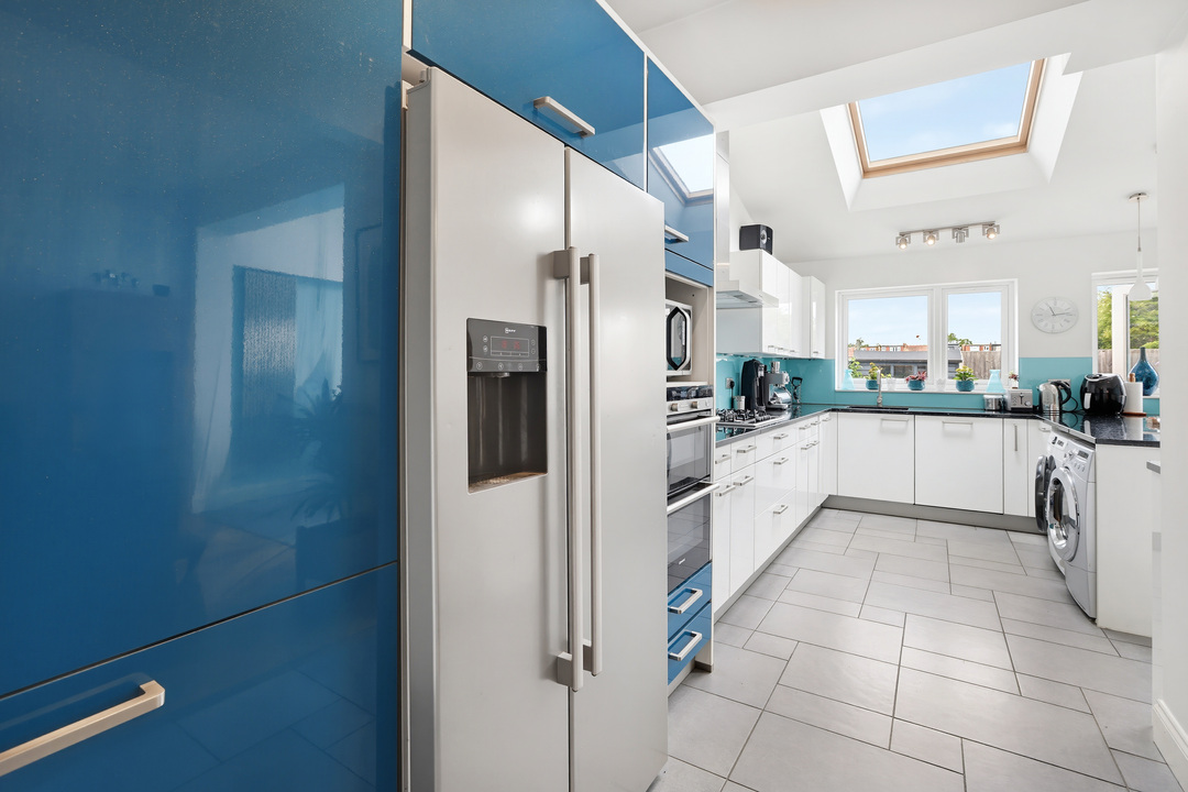 4 bed terraced house for sale in Haslemere Avenue, Ealing, Northfields, London, W13  - Property Image 8