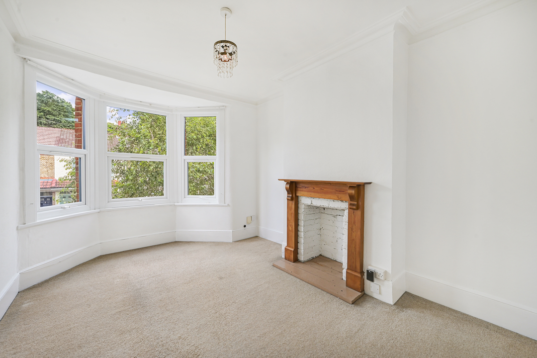 2 bed apartment for sale in Shirley Gardens, Hanwell, Ealing, London, W7  - Property Image 13