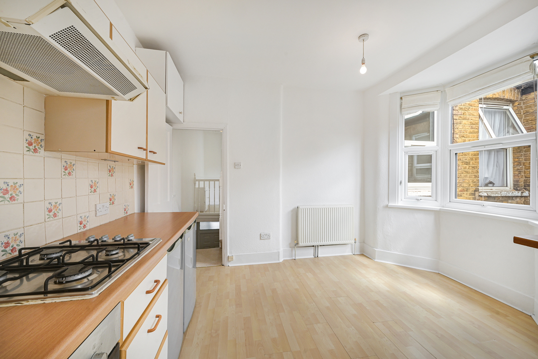2 bed apartment for sale in Shirley Gardens, Hanwell, Ealing, London, W7  - Property Image 14