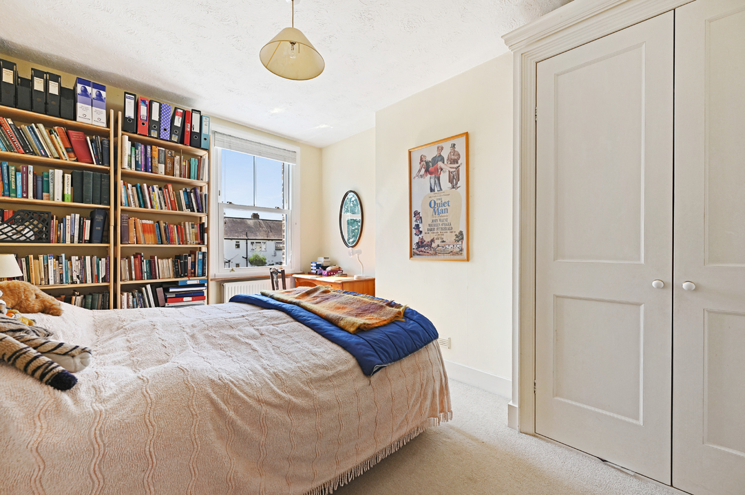 4 bed semi-detached house for sale in Kingsley Avenue, Ealing, London, W13  - Property Image 11