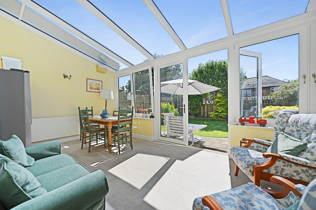 4 bed semi-detached house for sale in Kingsley Avenue, Ealing, London, W13  - Property Image 4