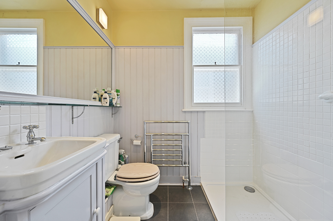 4 bed semi-detached house for sale in Kingsley Avenue, Ealing, London, W13  - Property Image 9