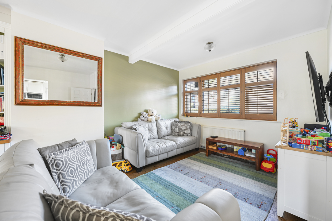 3 bed semi-detached house for sale in Harp Road, Hanwell, London, W7  - Property Image 6