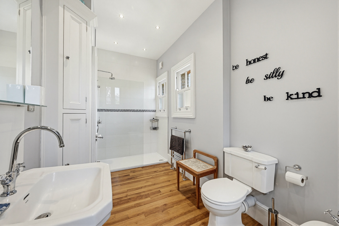 5 bed detached house for sale in Victoria Road, Ealing, London, W5  - Property Image 24