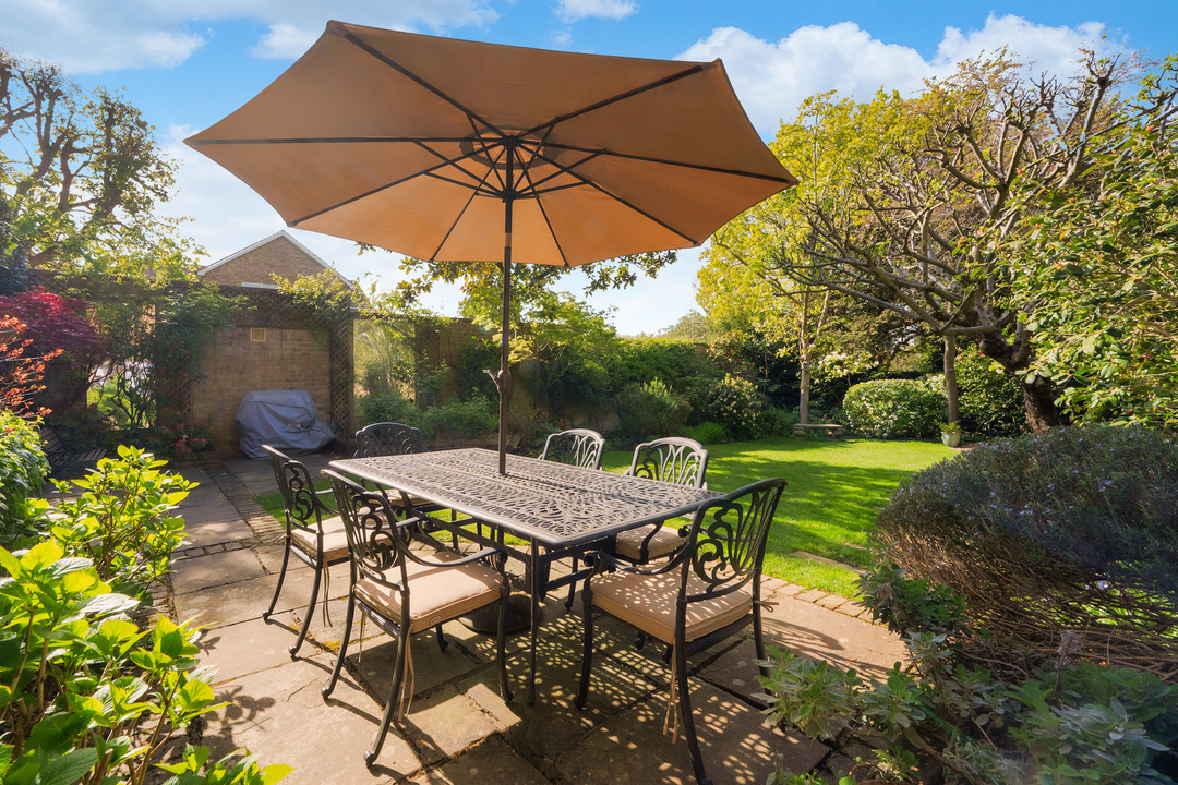 5 bed detached house for sale in Victoria Road, Ealing, London, W5