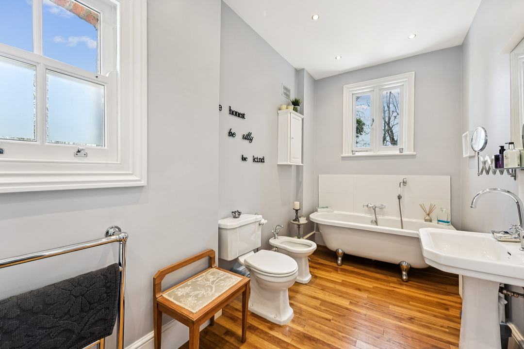 5 bed detached house for sale in Victoria Road, Ealing, London, W5  - Property Image 23