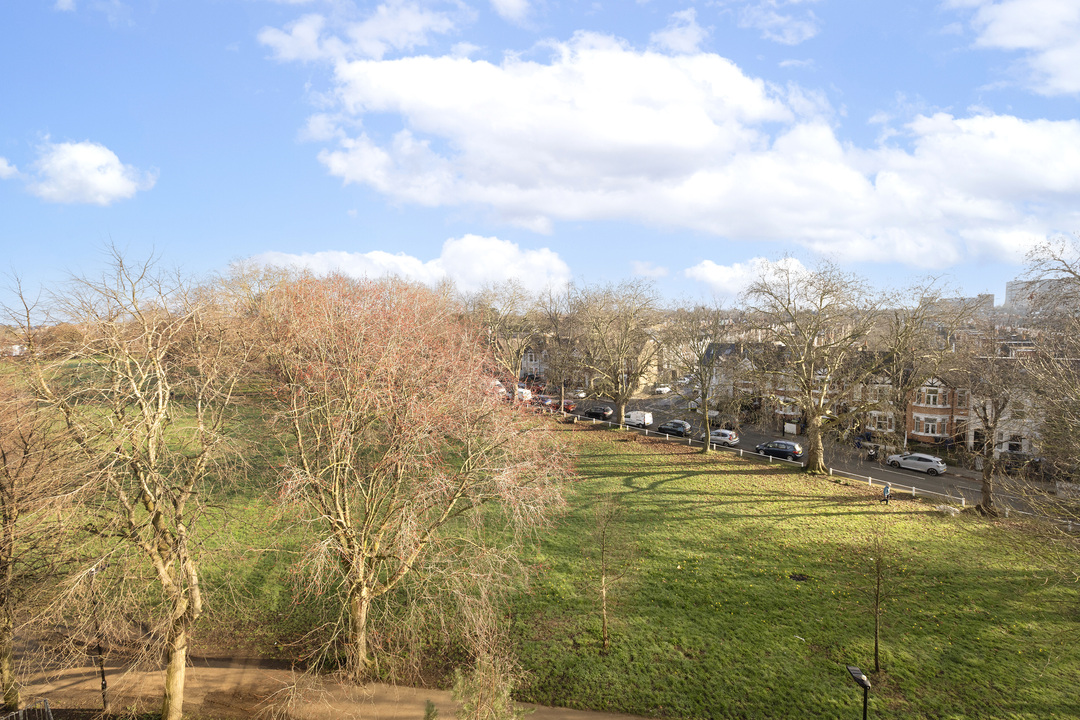 1 bed apartment for sale in Valley House, Manor Road, Ealing, London, W13  - Property Image 12