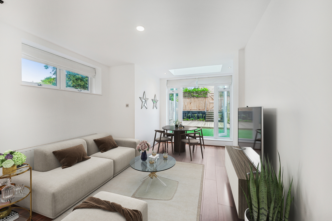 3 bed apartment to rent in Windsor Road, Ealing, London, W5