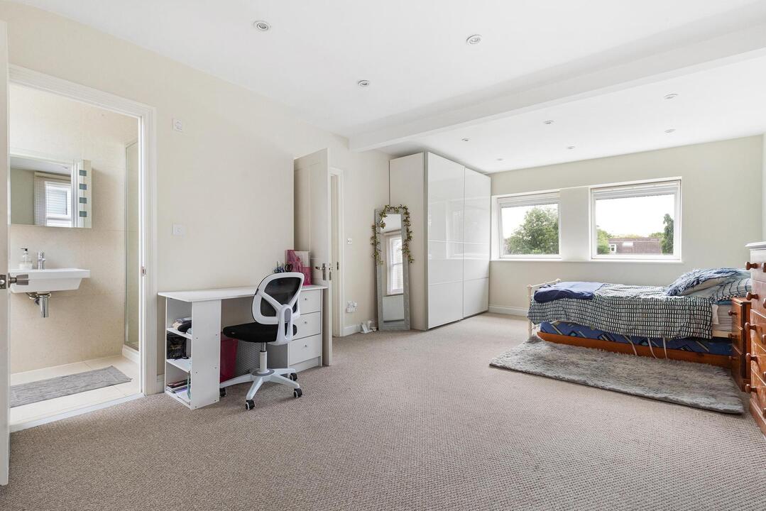6 bed detached house to rent in Eaton Rise, Ealing, London, W5  - Property Image 21