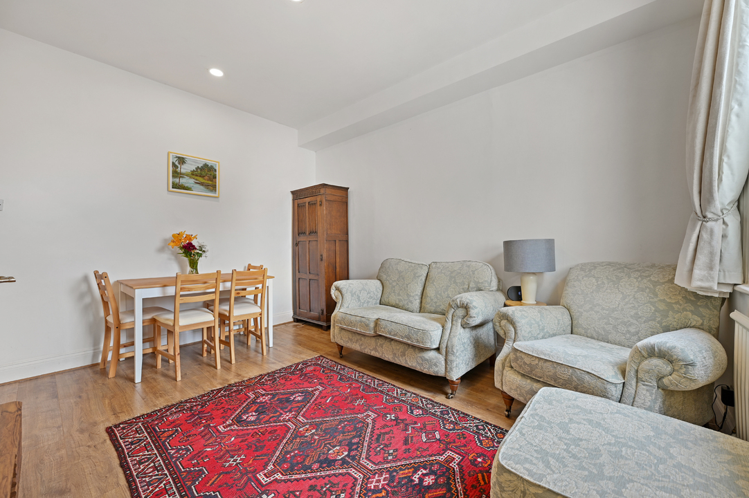 3 bed apartment for sale in Waldegrave Road, Ealing, London, W5  - Property Image 4