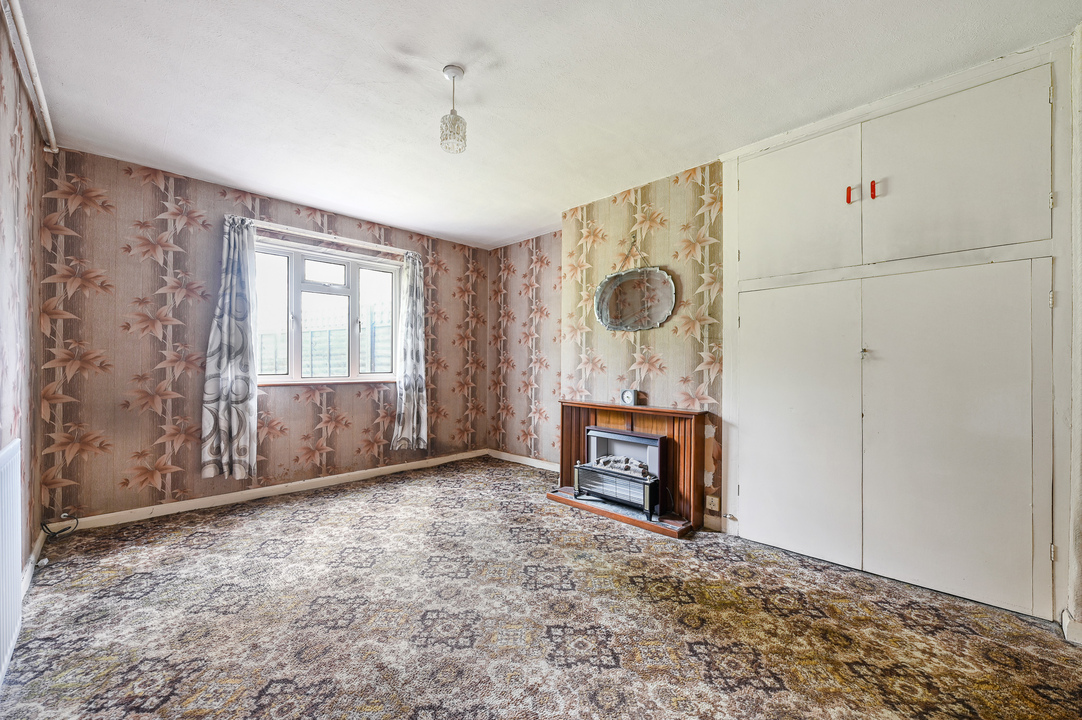 3 bed end of terrace house for sale in Carville Crescent, Brentford, London, TW8  - Property Image 11
