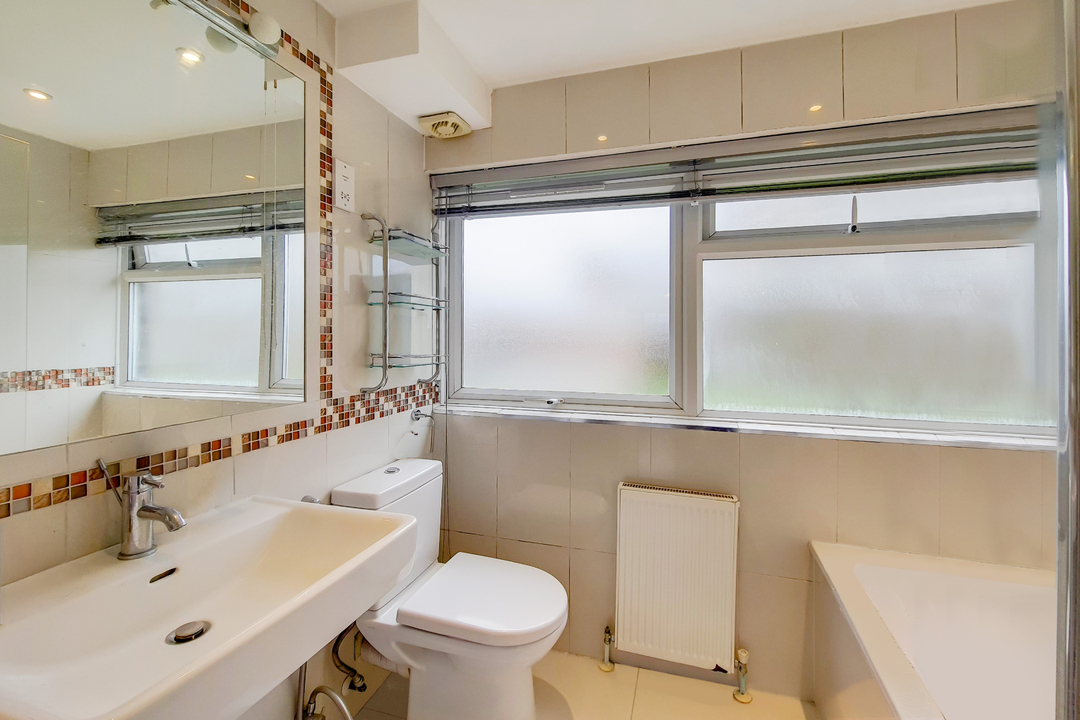3 bed terraced house for sale in Heronsforde, Ealing, London, W13  - Property Image 9