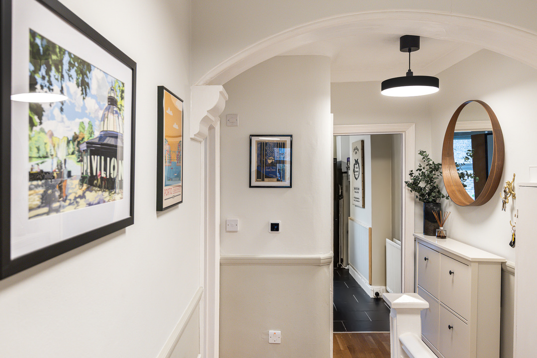 2 bed apartment for sale in Balfour Avenue, Hanwell, London, W7  - Property Image 13