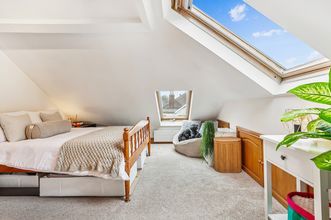 2 bed apartment for sale in Balfour Avenue, Hanwell, London, W7  - Property Image 17