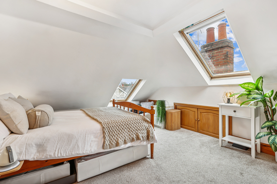 2 bed apartment for sale in Balfour Avenue, Hanwell, London, W7  - Property Image 19