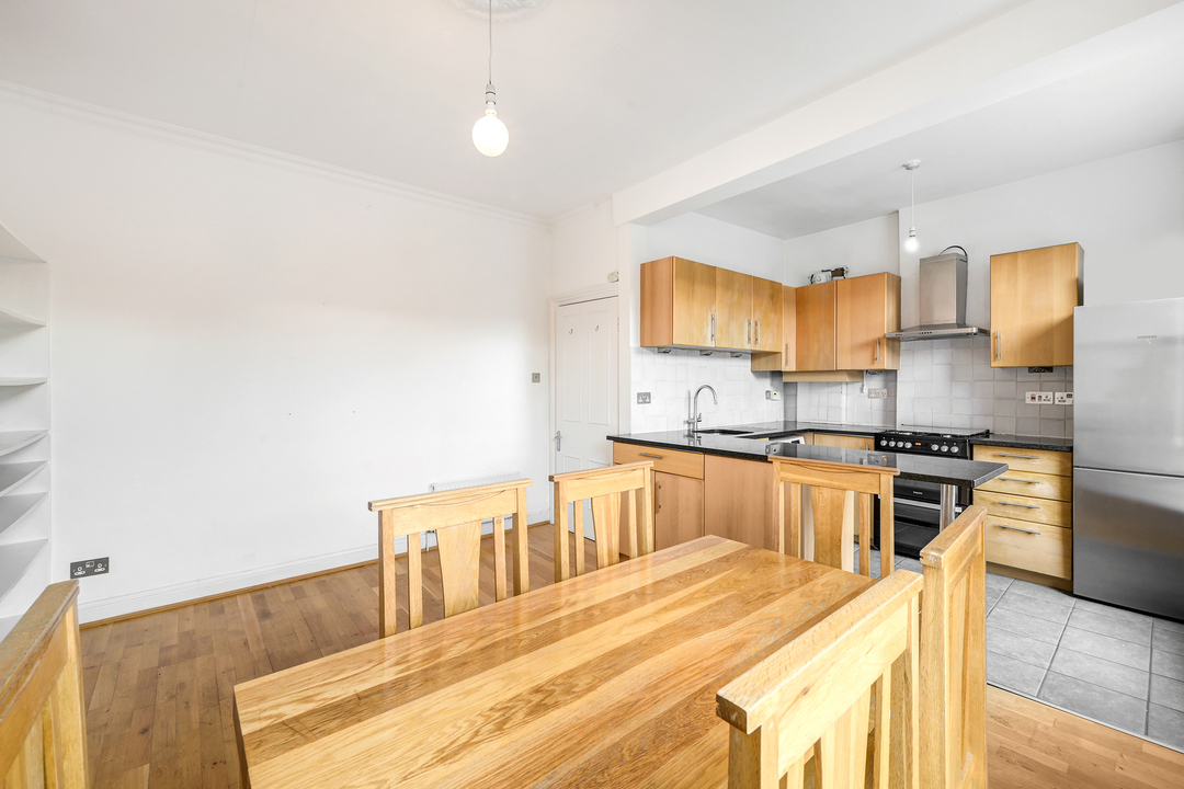 2 bed apartment to rent in Mattock Lane, Ealing, London, W13  - Property Image 6