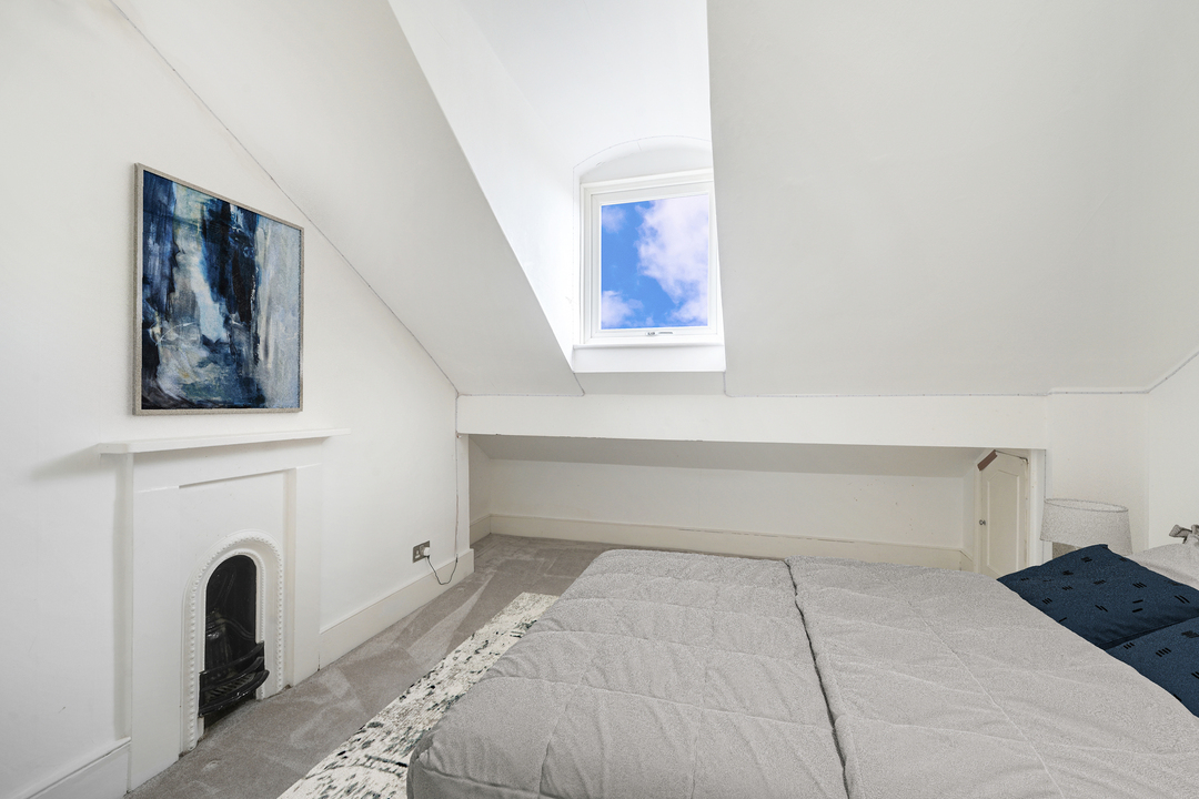 2 bed apartment to rent in Mattock Lane, Ealing, London, W13  - Property Image 4