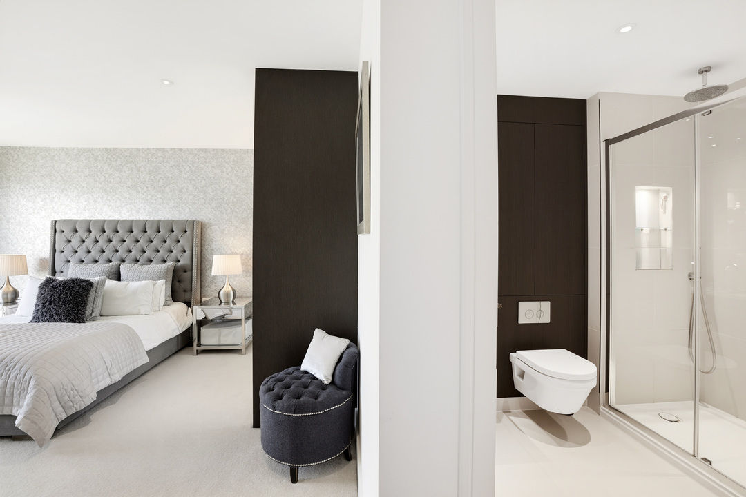 2 bed apartment for sale in Quartz House, Dickens Yard, Ealing, London, W5  - Property Image 13