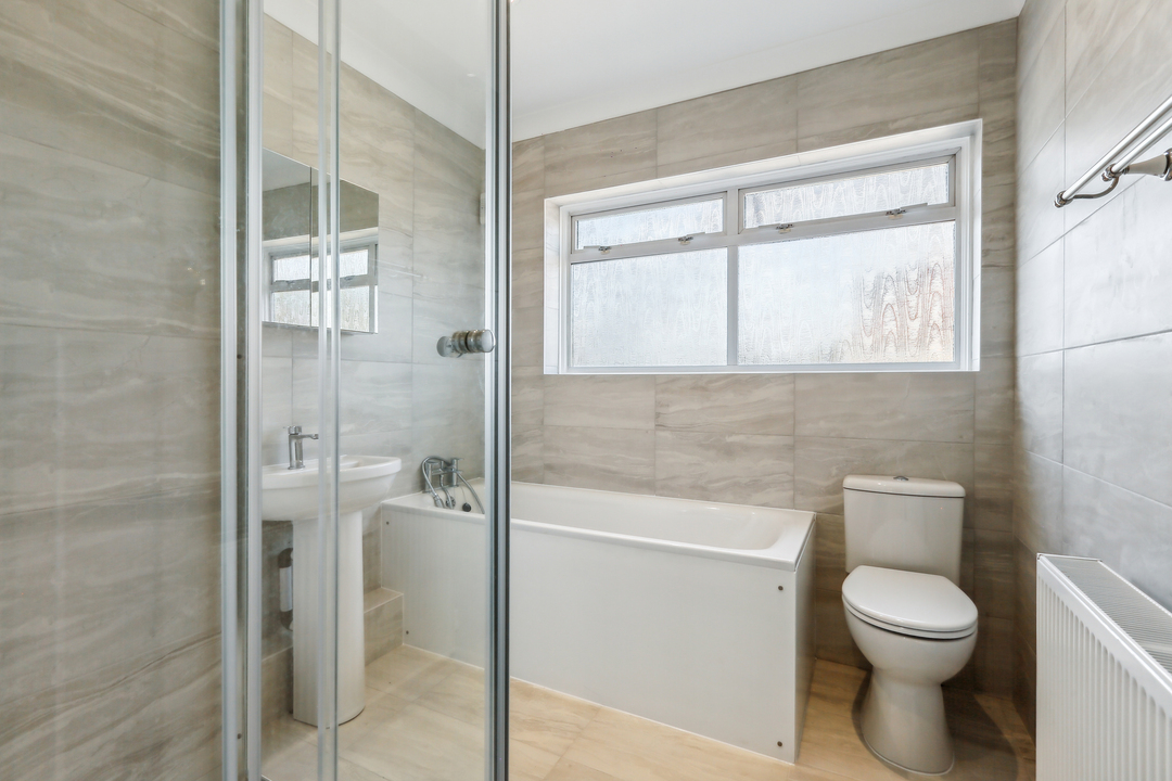 3 bed terraced house to rent in Burnham Way, Ealing, Northfields, London, W13  - Property Image 4