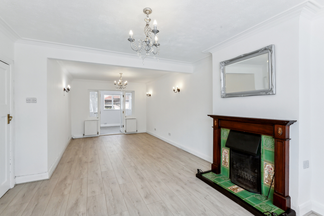 3 bed terraced house to rent in Burnham Way, Ealing, Northfields, London, W13  - Property Image 12