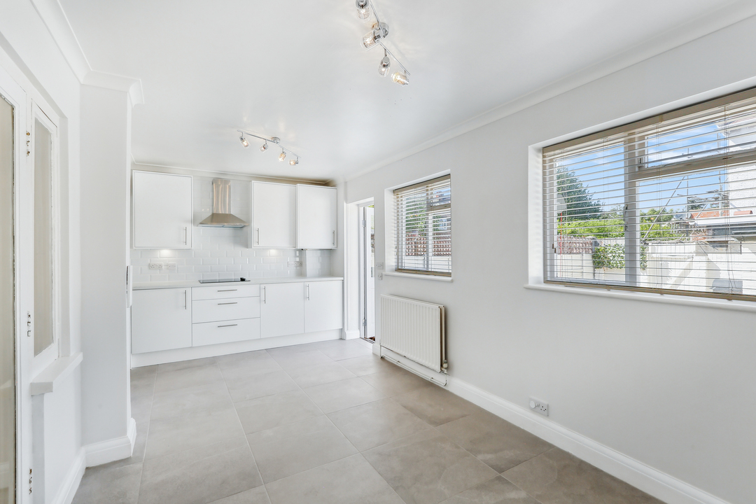 3 bed terraced house to rent in Burnham Way, Ealing, Northfields, London, W13  - Property Image 10