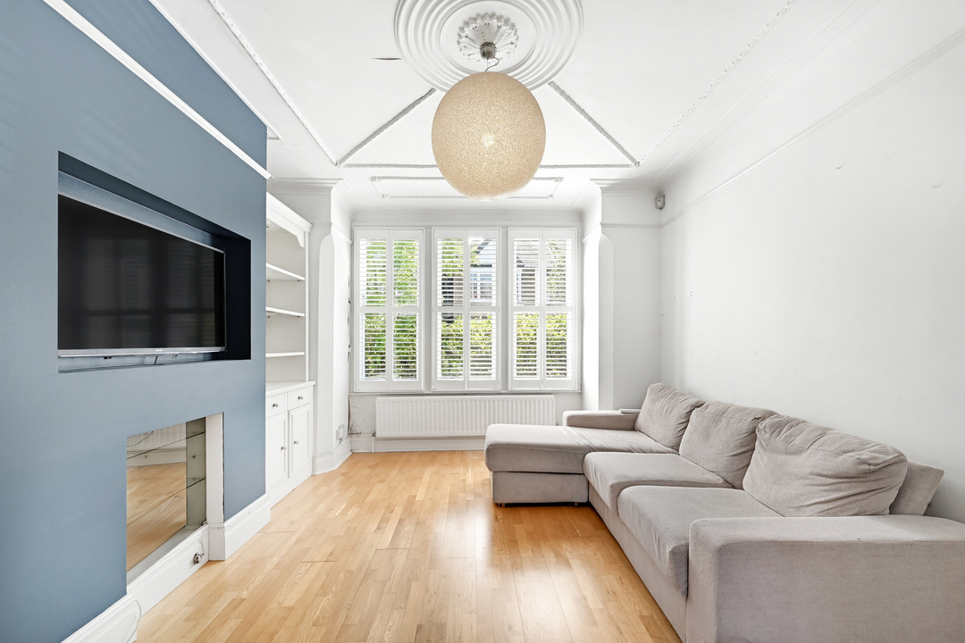 4 bed terraced house for sale in Cowper Road, Hanwell, London, W7  - Property Image 10
