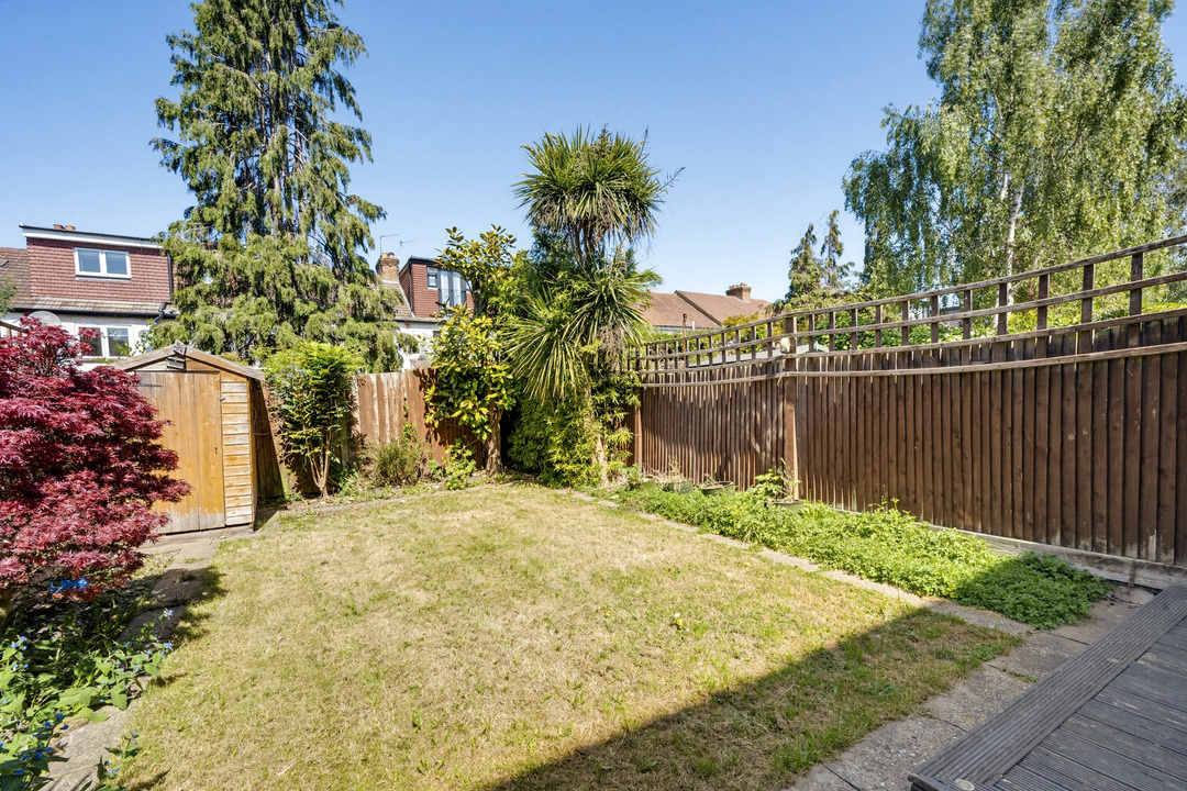 4 bed terraced house for sale in Cowper Road, Hanwell, London, W7  - Property Image 6