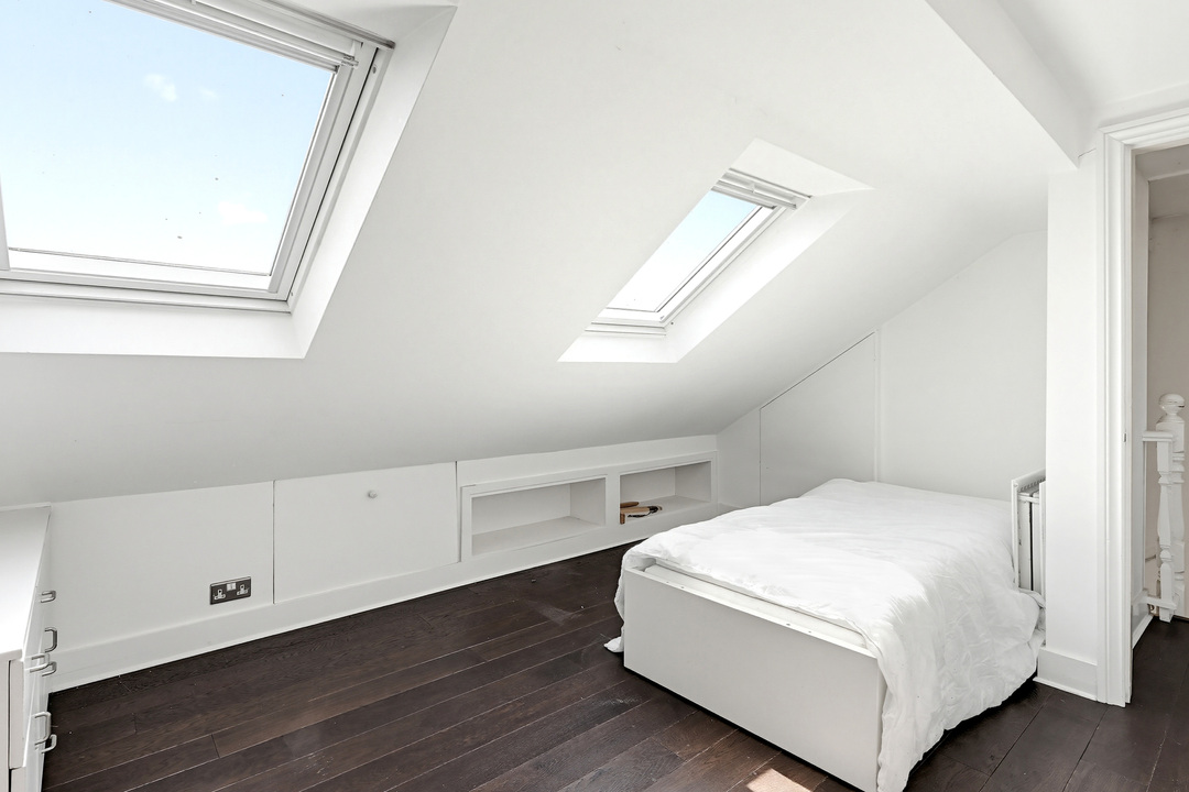 4 bed terraced house for sale in Cowper Road, Hanwell, London, W7  - Property Image 16