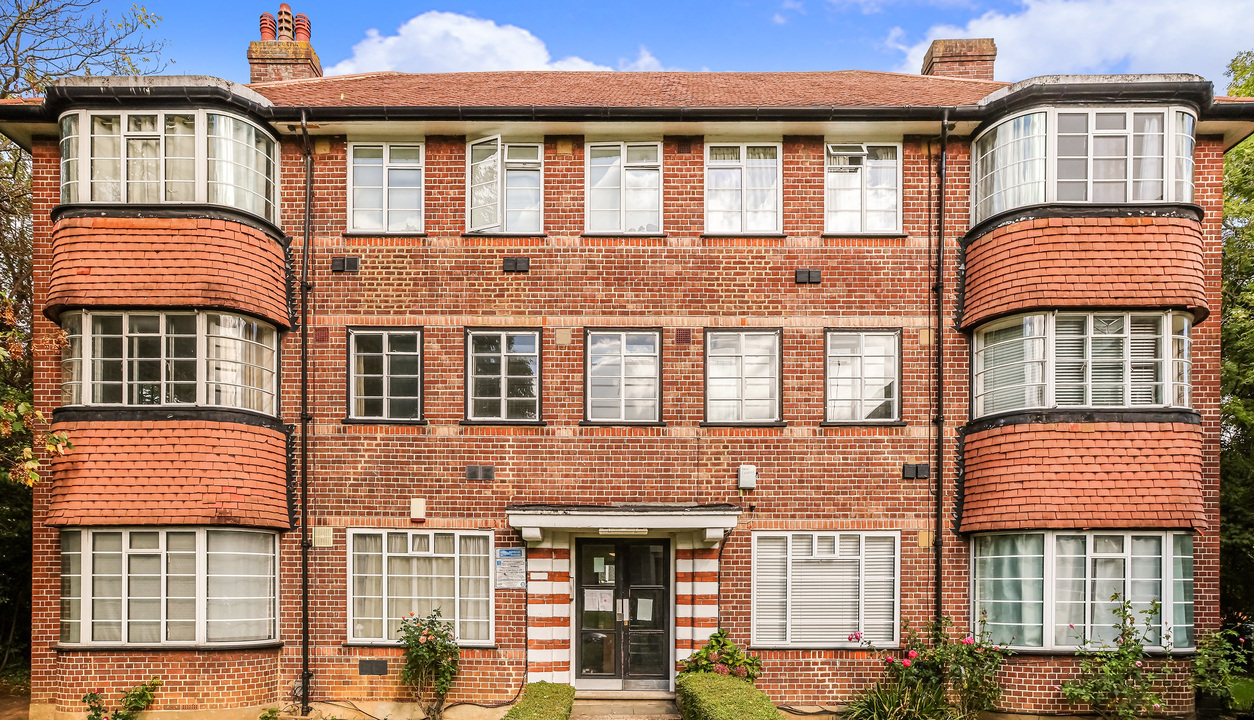 2 bed apartment to rent in Hill Court, Ealing, London, W5  - Property Image 12