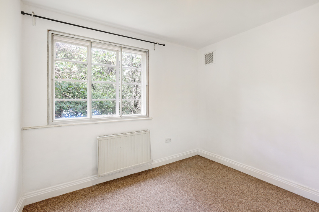 2 bed apartment to rent in Hill Court, Ealing, London, W5  - Property Image 9