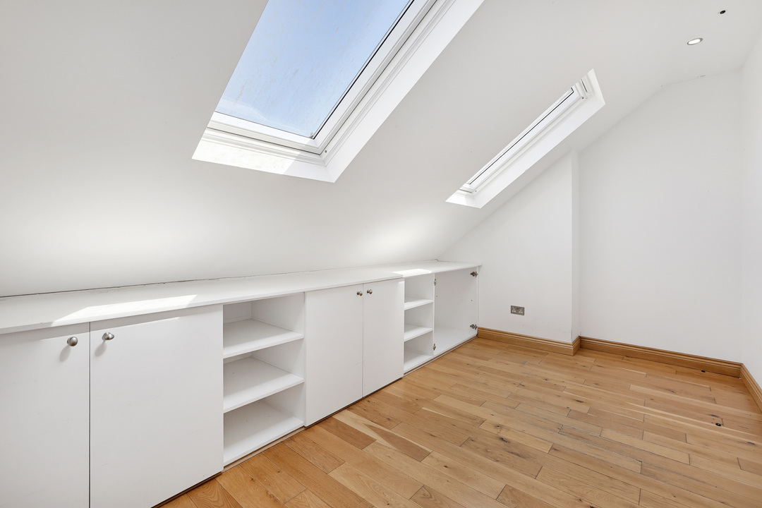 5 bed semi-detached house for sale in Waldeck Road, Ealing, London, W13  - Property Image 6