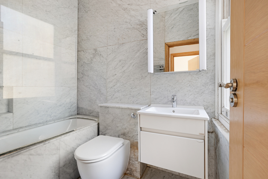 5 bed semi-detached house for sale in Waldeck Road, Ealing, London, W13  - Property Image 12