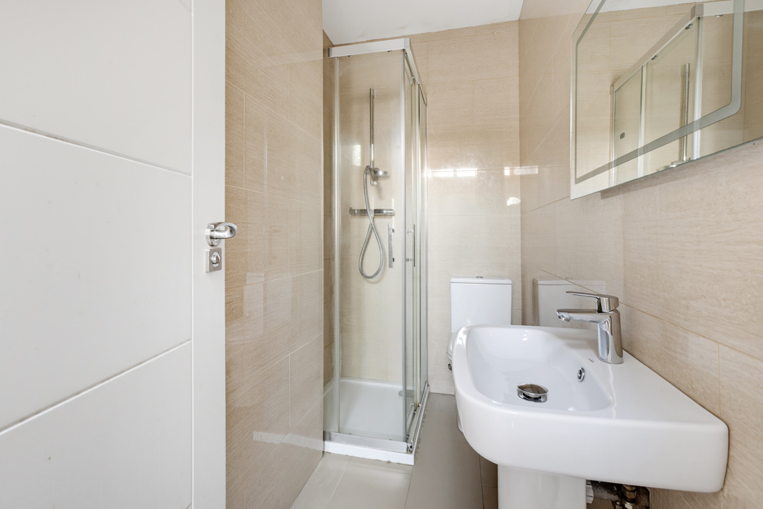5 bed semi-detached house for sale in Waldeck Road, Ealing, London, W13  - Property Image 14