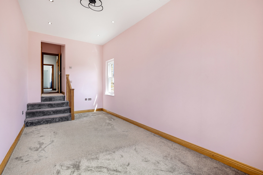 5 bed semi-detached house for sale in Waldeck Road, Ealing, London, W13  - Property Image 19
