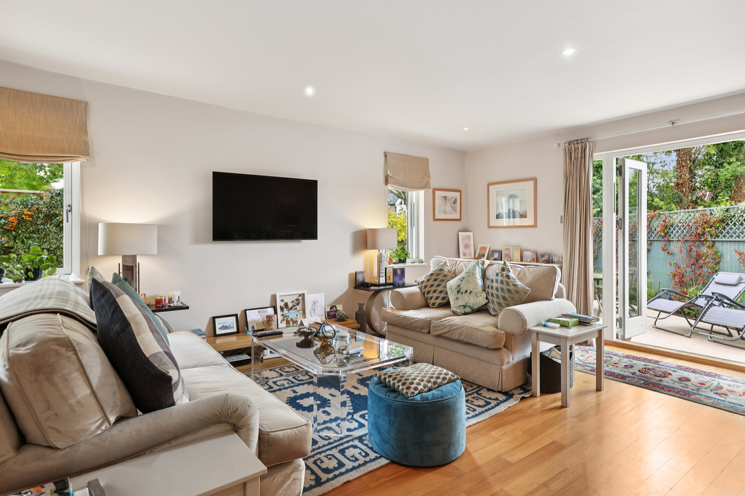 4 bed detached house for sale in Picton Court, Highview Road, London, W13  - Property Image 3