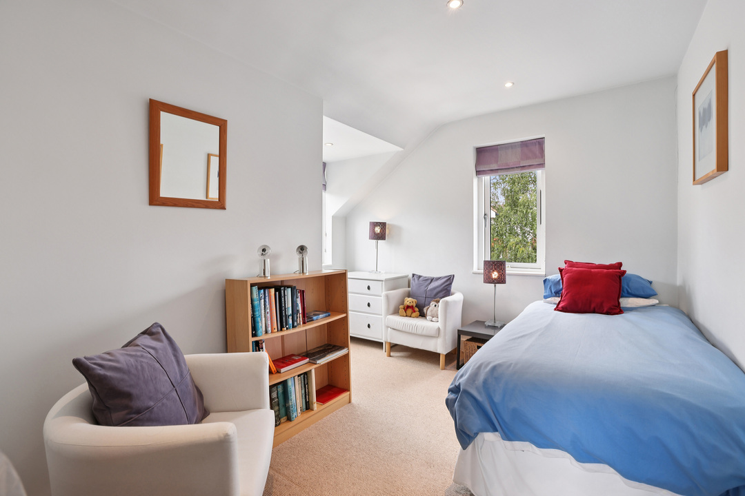 4 bed detached house for sale in Picton Court, Highview Road, London, W13  - Property Image 16