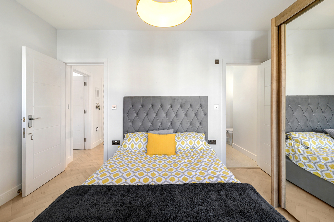 3 bed apartment for sale in Castlebar Park, Ealing, London, W5  - Property Image 21