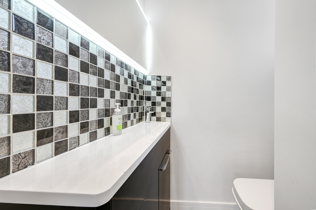 3 bed apartment for sale in Castlebar Park, Ealing, London, W5  - Property Image 17